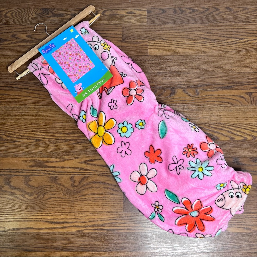 Peppa Pig Hasbro Silk Touch Throw 50 inch x 70 inch